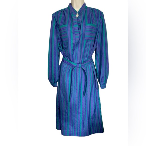 Blue and Purple Midi Dress with Bishop Sleeves and Bib Collar lightweight - Picture 1 of 8
